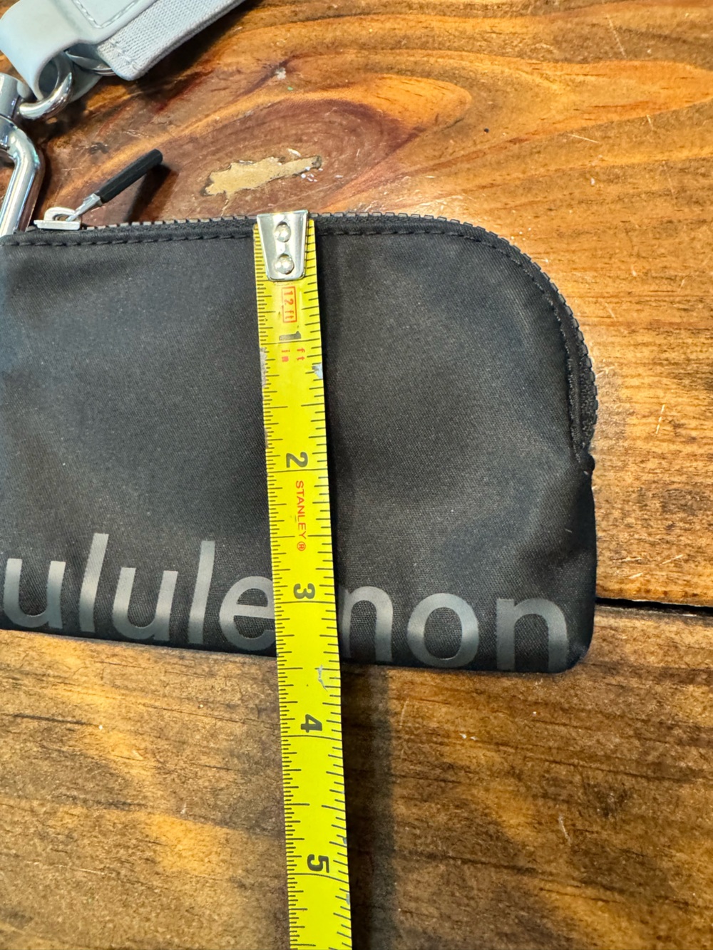Lululemon Wristlet Keychain/Pouch Set black/gray - Picture 4 of 8